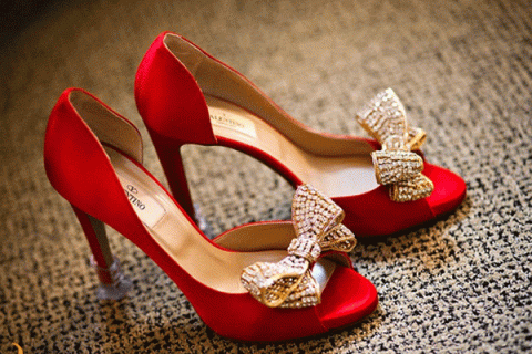 Những đôi giày cưới lung linh cực đẹp giành cho cô dâu