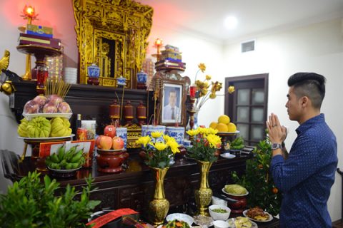 Tìm hiểu các nghi thức thờ cúng tổ tiên quan trọng của người Việt